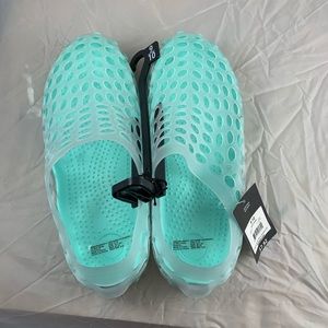 athletic works beach shoes